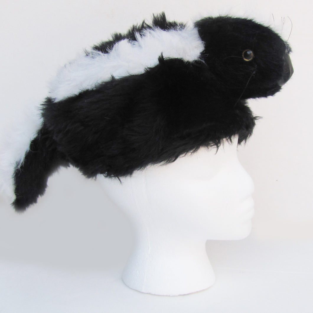 Daniel Boone Davey Crockett Syle Skunk Head Fur Tail Hat