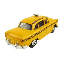 O Scale Miniature Checker Taxi Cab Model Train Accessory Features: