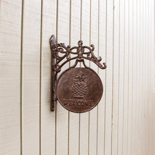 Rustic Pineapple Welcome Spinning Sign